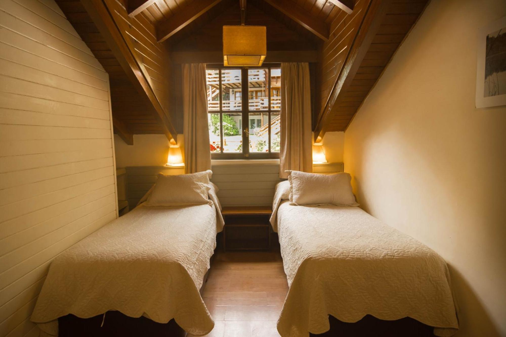 Pailahue Cabanas Lodge Сан Карлос де Барилоче Екстериор снимка